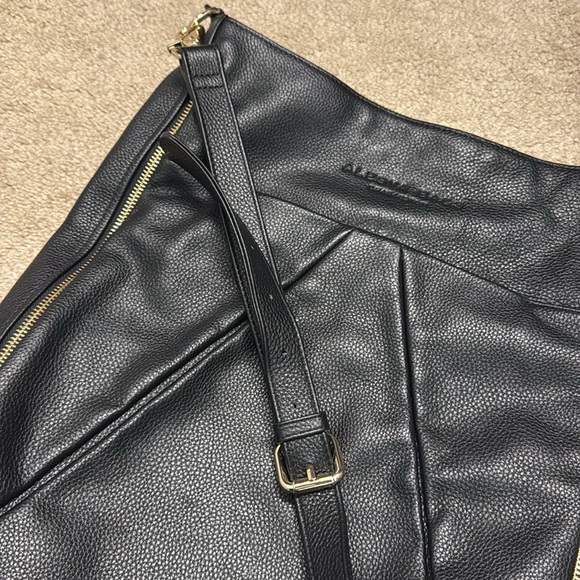 Aleysa Bags Maribelle Travel Bag - Picture 14 of 15